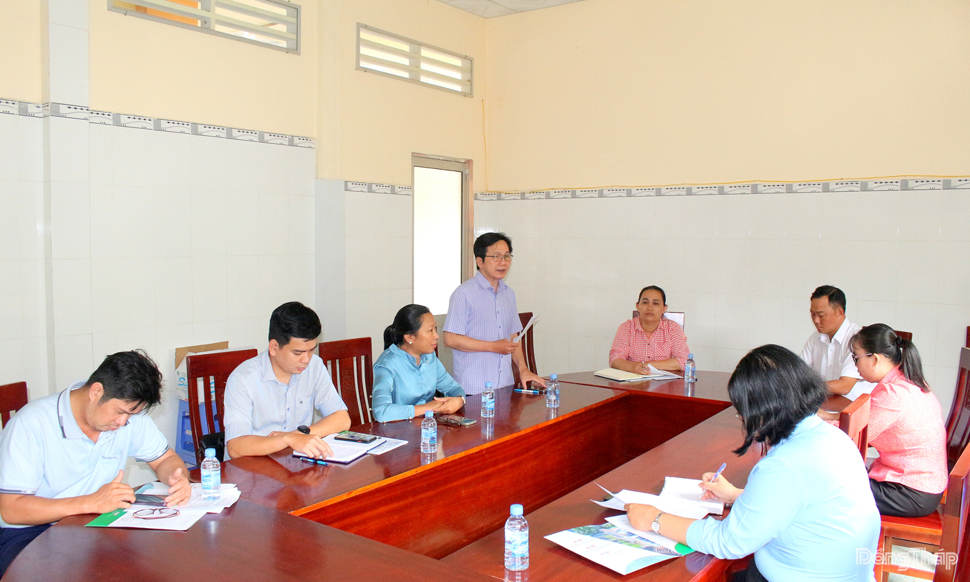 Tăng cường phối hợp tuyên truyền với các xã Bình Ninh, Lương Hòa Lạc, Chợ Gạo