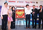 Đấu giá tranh góp quỹ xây trường học ở Trường Sa