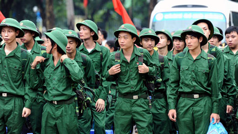 Thực hiện nghĩa vụ quân sự là nhiệm vụ thiêng liêng của thanh niên.