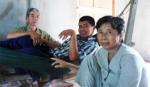 Nhà không những được tô mới mà còn được lót gạch sáng bóng