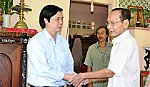 Lãnh đạo tỉnh thăm gia đình chính sách