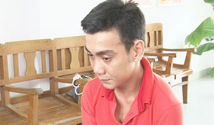 Đối tượng Trần Tuấn Thanh tại Công an huyện Cái Bè.