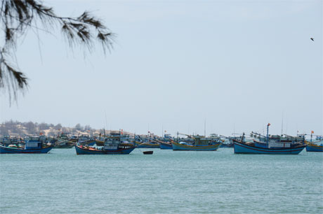 Tàu đánh cá của ngư dân tại biển La Gàn, huyện Tuy Phong, tỉnh Bình Thuận. Ảnh: Vân Anh
