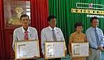 Huyện Châu Thành: Trao 43 Huy hiệu Đảng nhân Quốc khánh 2-9