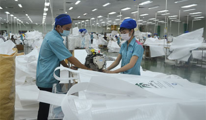 Cải thiện môi trường đầu tư cần đi vào cụ thể và thực chất.