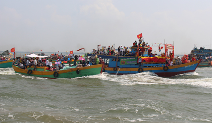 Lễ nghinh Ông trên biển.