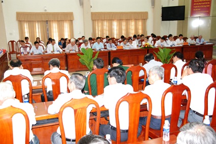 Hội thảo quy tụ đông đảo các nhà nghiên cứu lịch sử và cán bộ đến dự