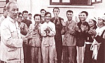 Bác Hồ với phong trào thi đua yêu nước
