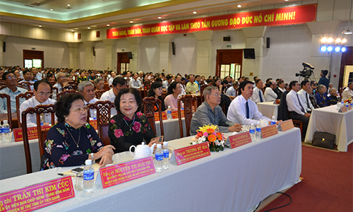 Đại biểu về tham dự Lễ kỷ niệm.