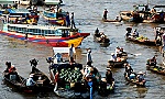 Chợ nổi Cái Bè- Mai này liệu có còn không?