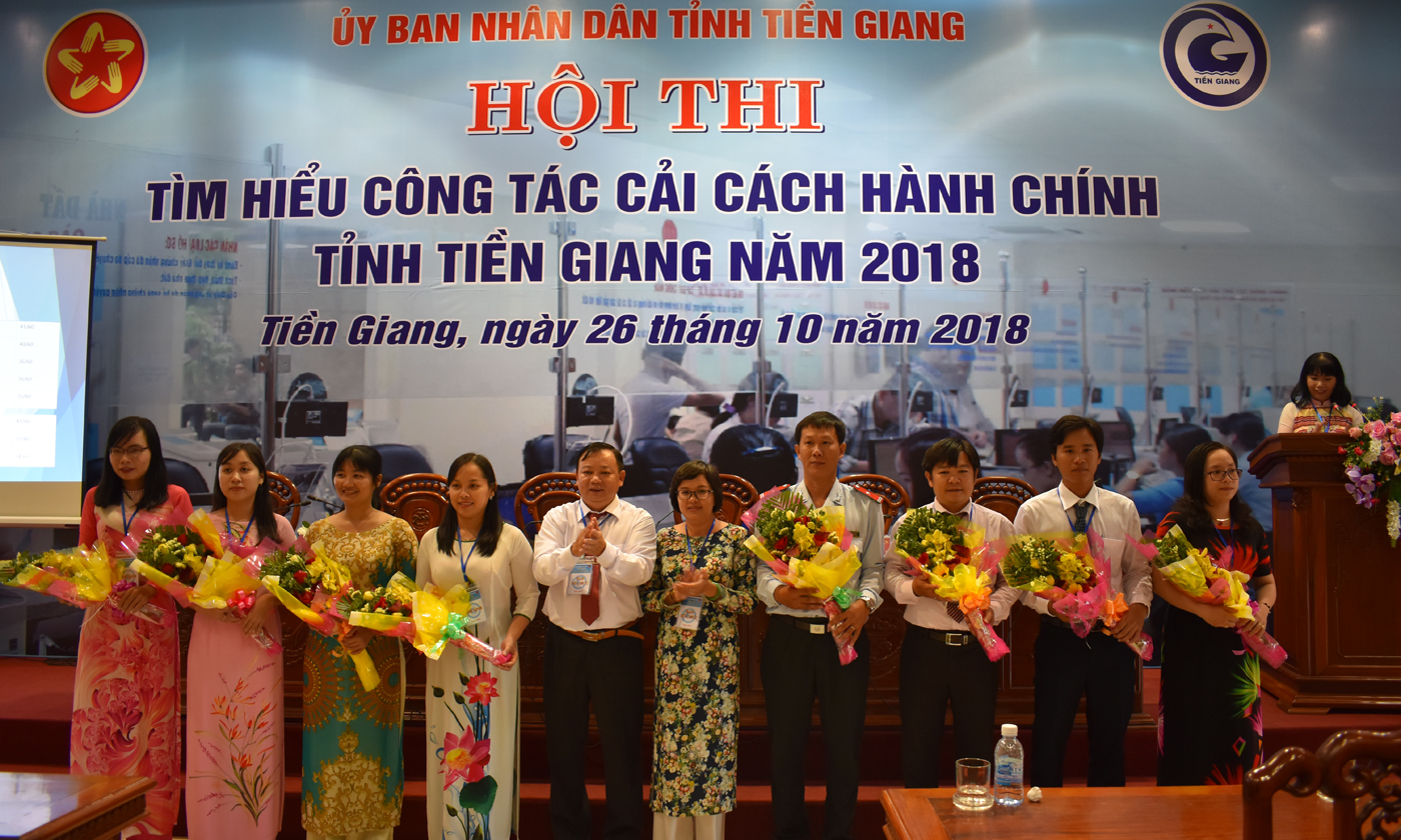 Chúc mừng 8 đội vào vòng thi chung kết