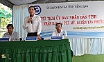 Cán bộ xã phải công khai các bước, thủ tục bình chọn hộ nghèo