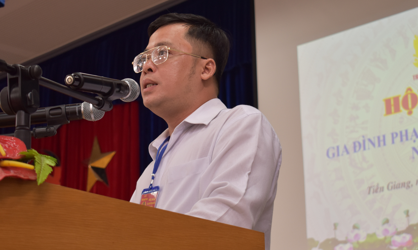 Anh Cao Tuấn Minh, hiện đang là chủ phòng trà nghệ sĩ tại TP. Hồ Chí Minh chia sẻ tại hội nghị