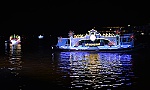 Lung linh thuyền hoa trên sông Tiền