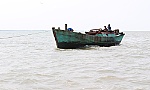 Tìm thấy 4 ngư dân bị chìm tàu trên biển Gò Công