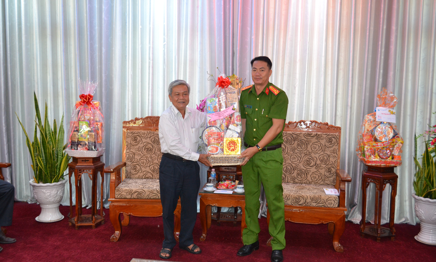 đồng chí Trần Long Thôn