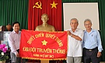 Chuyện về lá cờ truyền thống