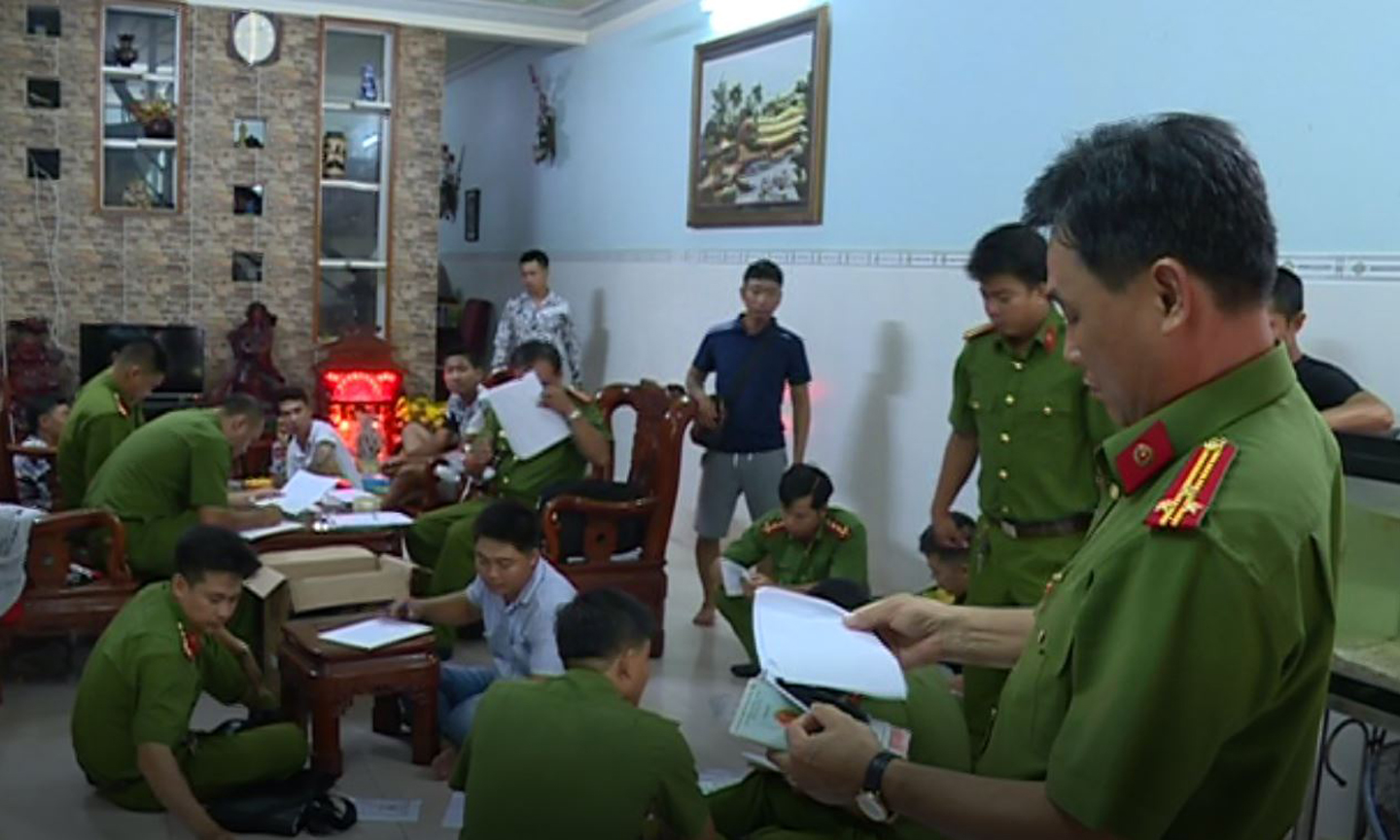 Kiểm tra, phát hiện vi phạm tại khu phố Mỹ Thạnh Hưng, phường 6, TP. Mỹ Tho.