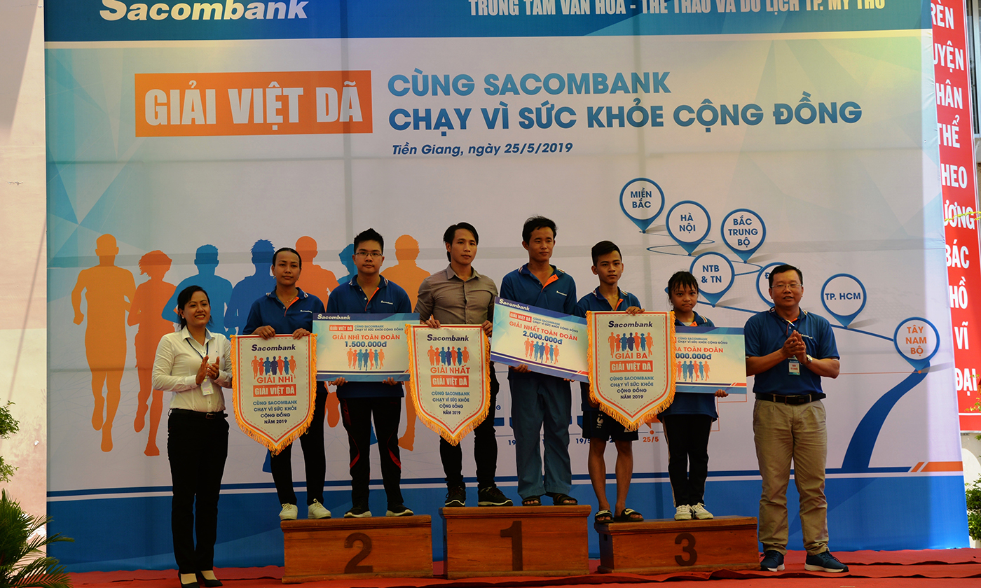 Trao giải toàn đoàn