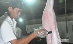 Mua thịt heo cần chú ý đến dấu kiểm dịch của cơ quan Thú y