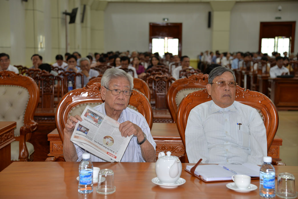 Quang cảnh hội nghị