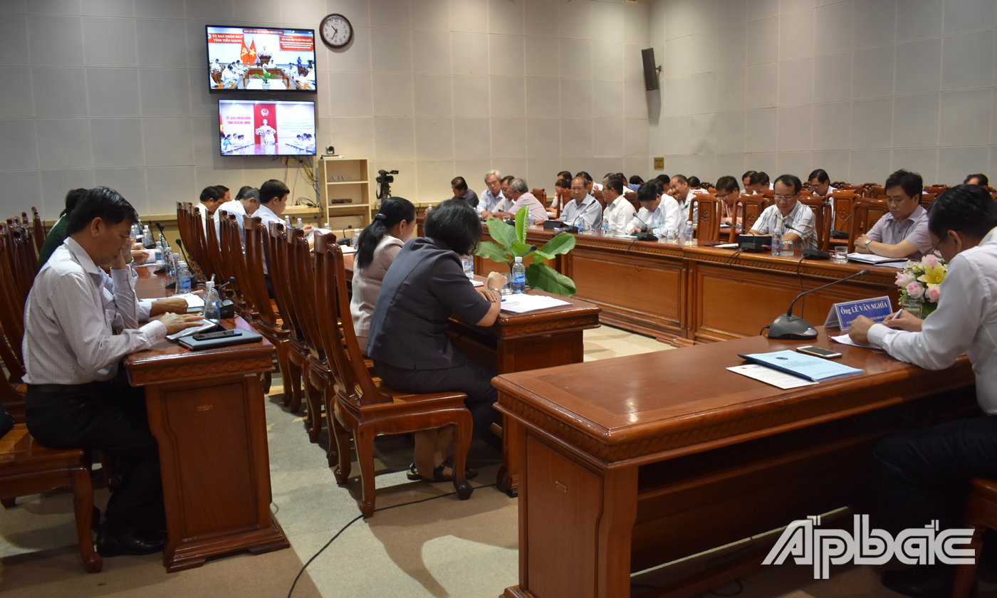 Quang cảnh hội nghị