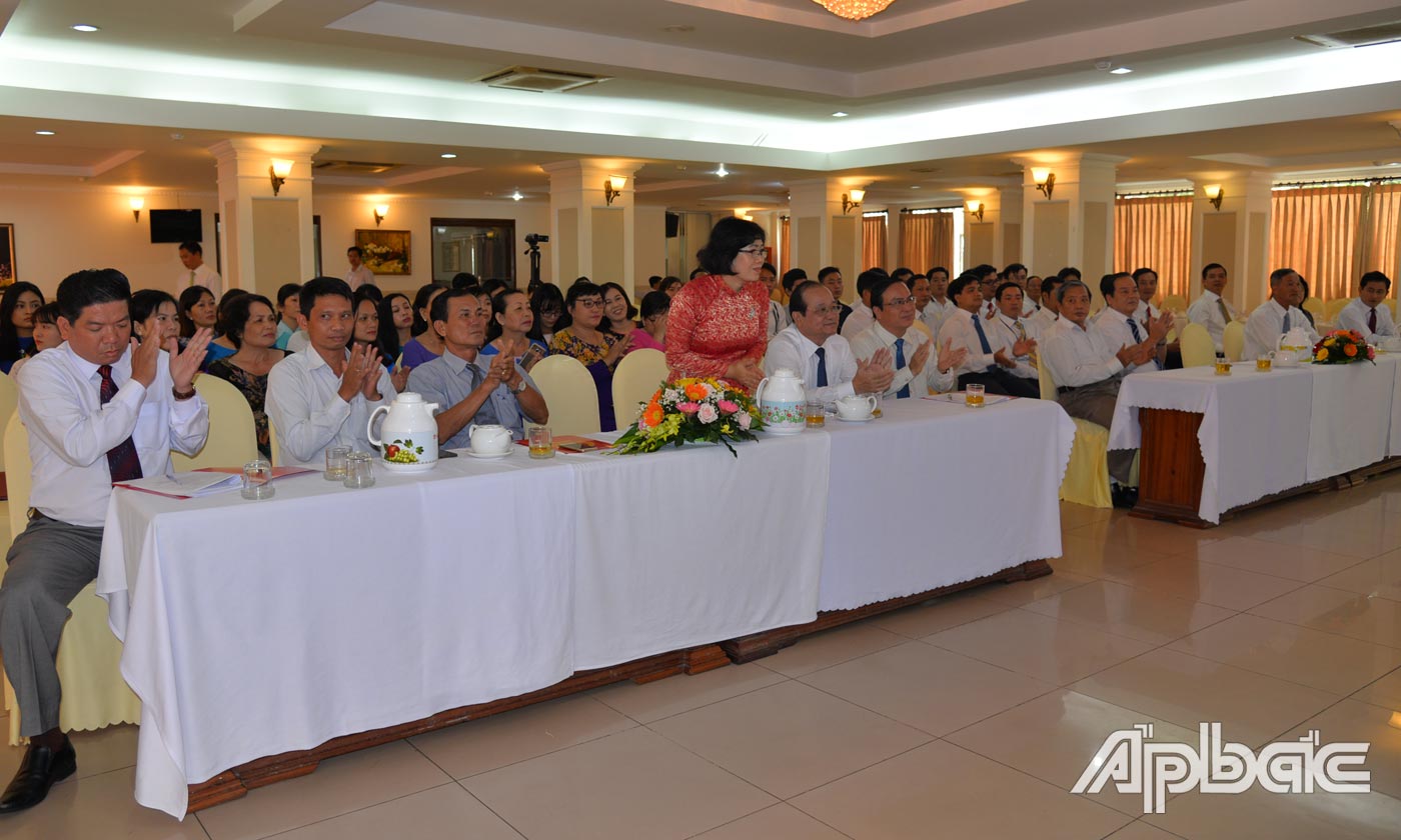 Quang cảnh buoi họp mặt