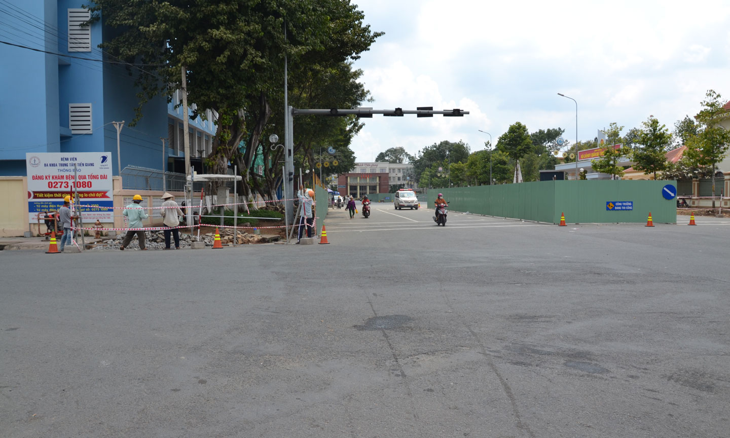 Chỉnh trang đường Hùng Vương (TP. Mỹ Tho).