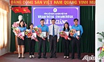 Bế giảng lớp Bồi dưỡng Lý luận và Nghiệp vụ công tác Công đoàn