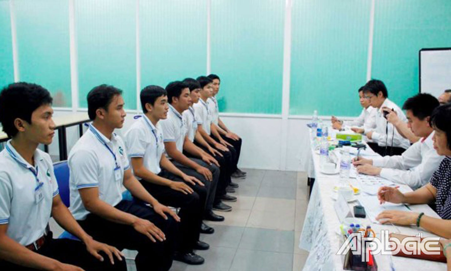         Nghiệp đoàn Nhật Bản phỏng vấn các ứng viên của tỉnh  Tiền Giang  đi làm việc  tại Nhật Bản.