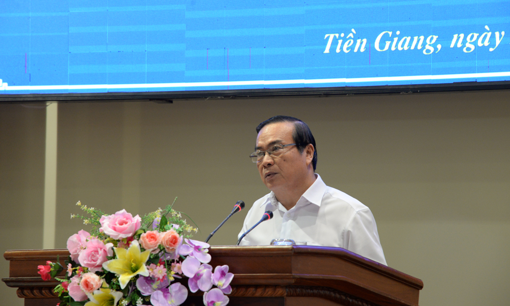Đồng chí Phạm Anh Tuấn phát biểu tại hội nghị.