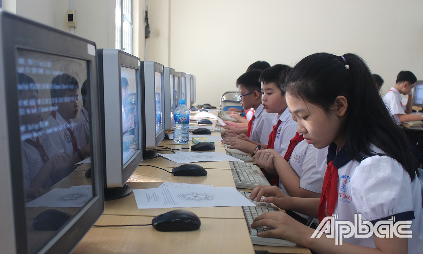 Ứng dụng công nghệ thông tin trong dạy, học và quản lý giáo dục phát huy hiệu quả. 