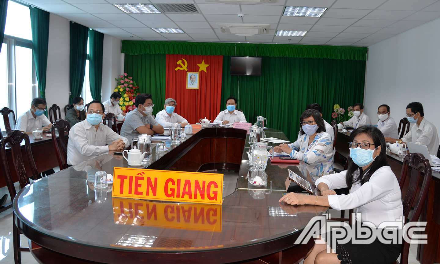 Quang cảnh hội nghị tại điểm cầu Tiền Giang.
