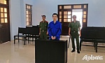 Đi mua giày, trộm luôn điện thoại