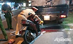 Tông vào đuôi xe tải, một người tử vong
