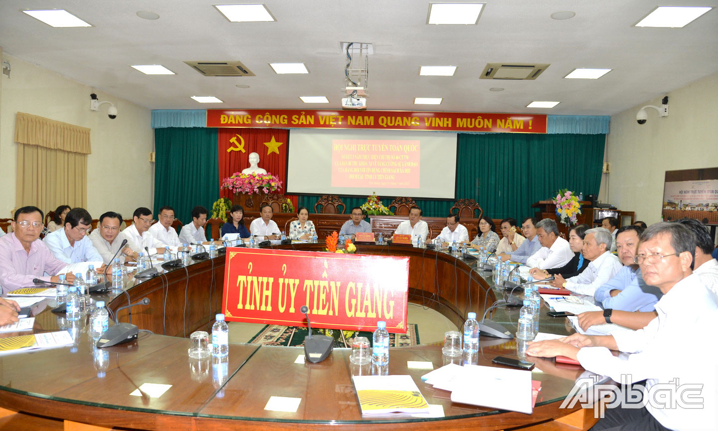 Quang cảnh hội nghị tại điểm cầu Tiền Giang.