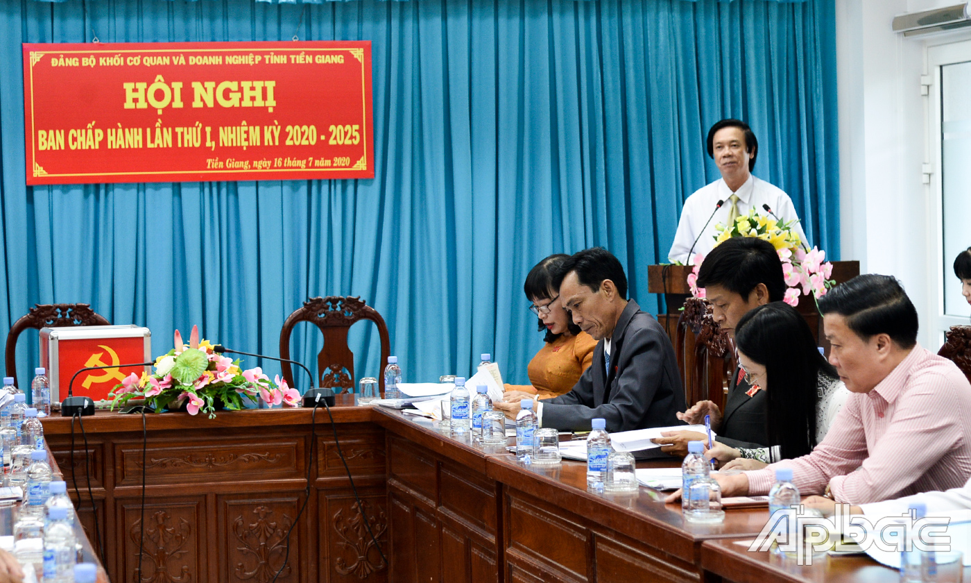 Đồng chí Nguyễn Văn Danh, Ủy viên Ban Chấp hành Trung ương Đảng, Bí thư Tỉnh ủy, Chủ tịch Hội đồng nhân dân tỉnh Tiền Giang phát biểu tại Hội nghị Ban Chấp hành Đảng bộ Khối  lần thứ 1, nhiệm kỳ 2020 - 2025.
