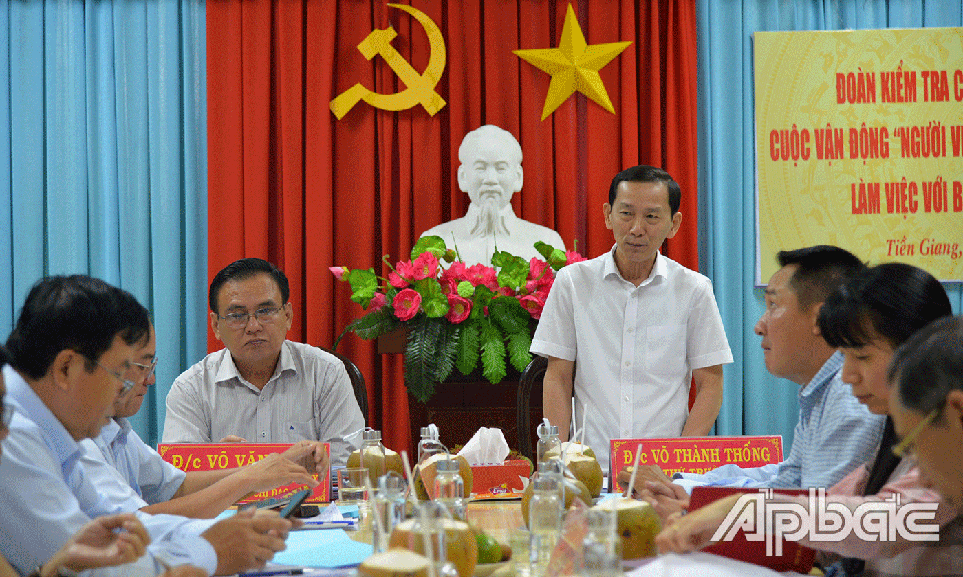 Thứ trưởng Bộ Kế hoạch và Đầu tư Võ Thành Thống phát biểu tại buổi làm việc.