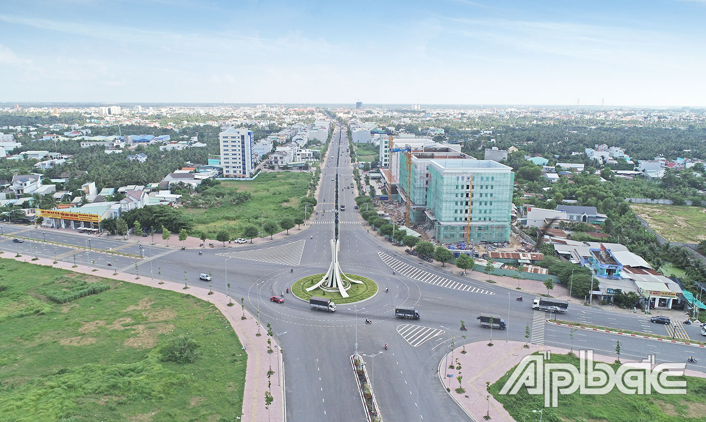 Tiền Giang sẽ vững bước vượt qua mọi khó khăn, thử thách.