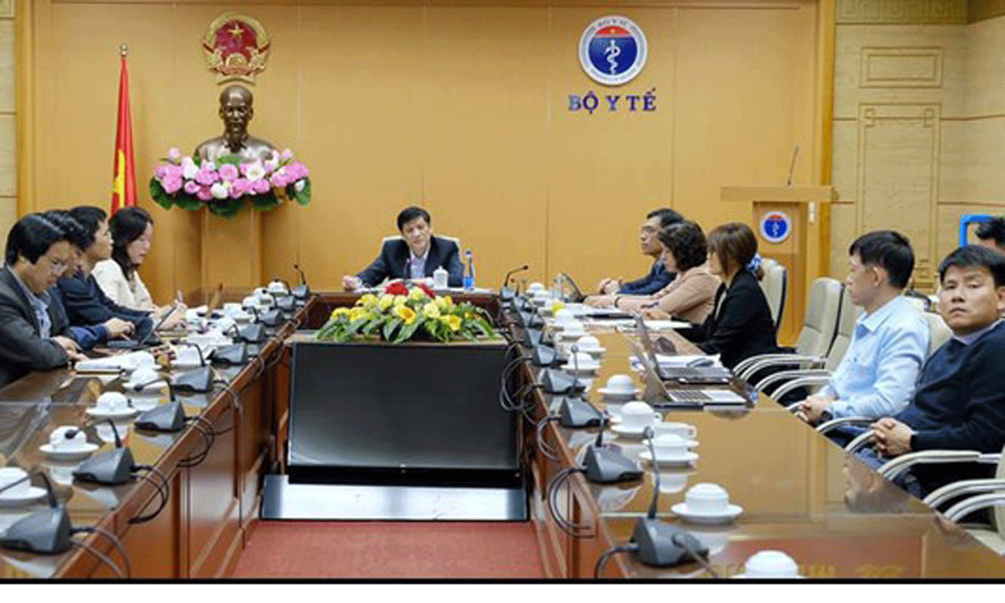 Bộ Y tế họp khẩn với UBND TPHCM vào chiều 30-11
