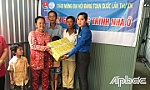 Huyện đoàn Cai Lậy bàn giao 2 căn nhà cho hộ khó khăn