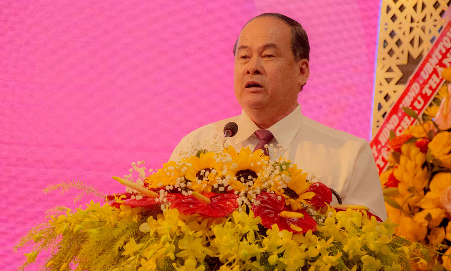 Ông Nguyễn Thanh Bình - Chủ tịch UBND tỉnh An Giang phát biểu chúc mừng hoàn thành Nhà máy điện mặt trời Sao Mai.