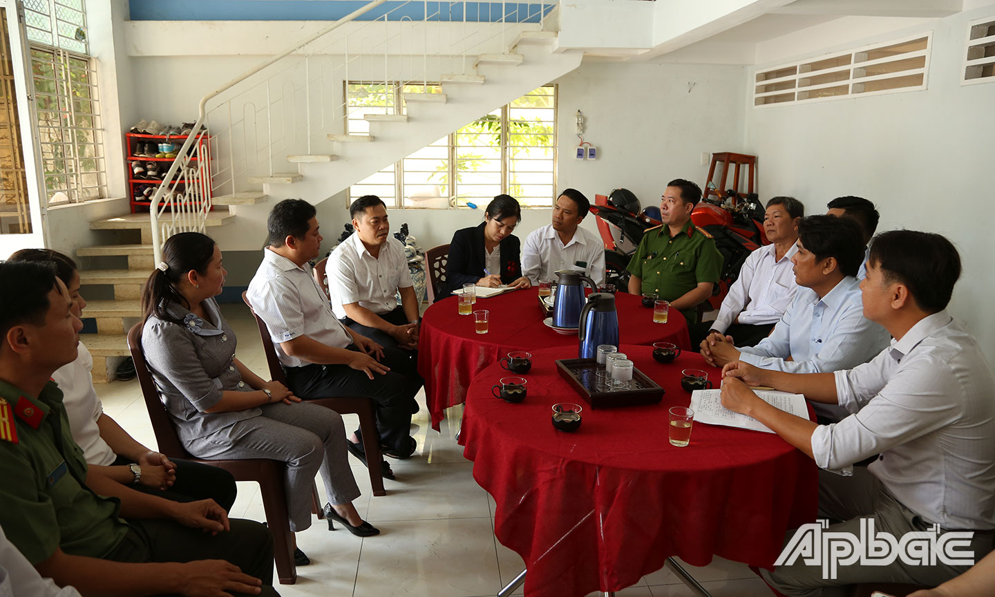 Thăm hỏi gia đình ông Phan Minh Hải (TX.Cai Lậy)