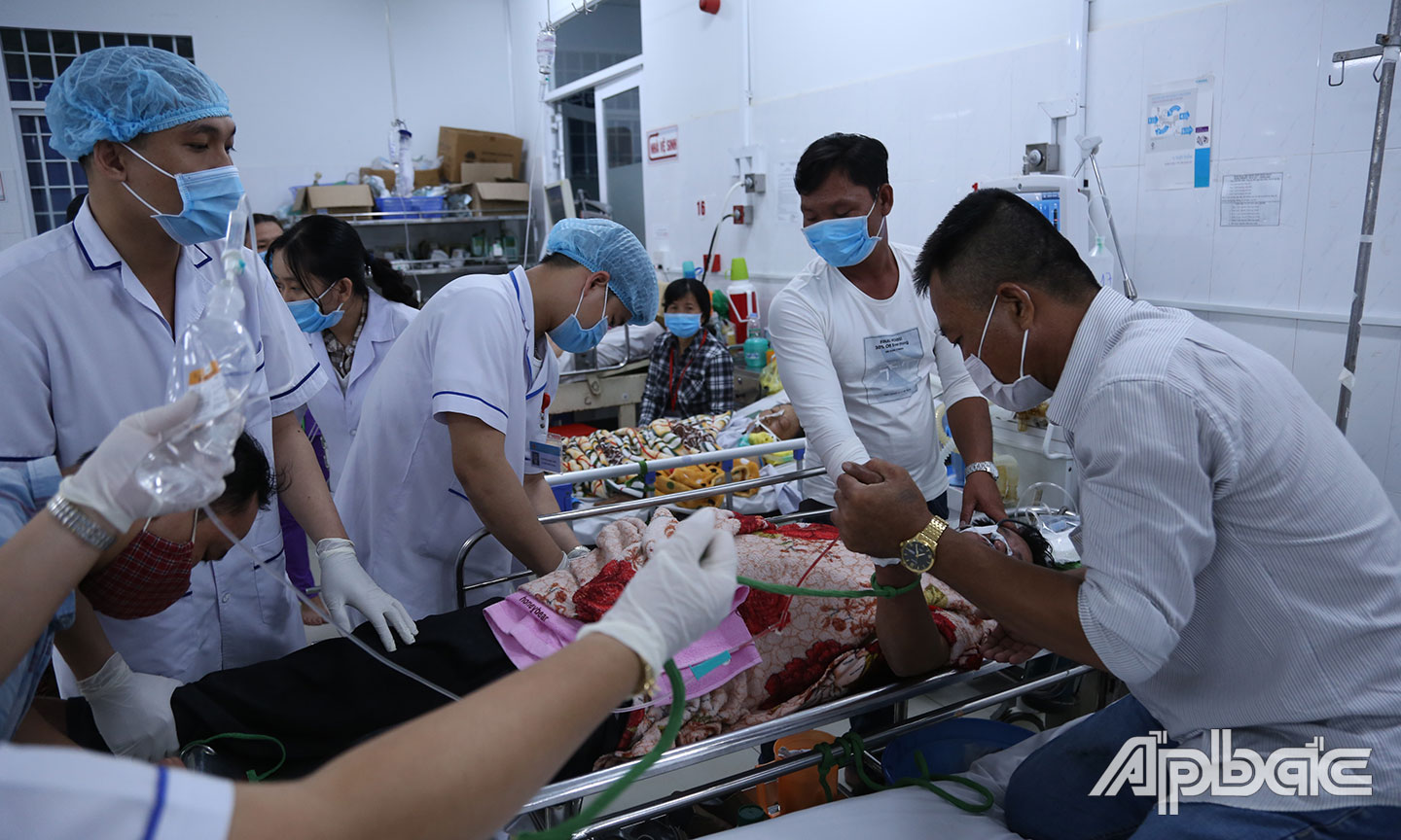Trực tết ở khoa Cấp cứu Bệnh viện Chợ Rẫy là 3 ca 4 kíp, trực liên tục. Dịp Tết, đa số bệnh nhân nhập viện là những trường hợp bệnh nặng hoặc tai nạn.