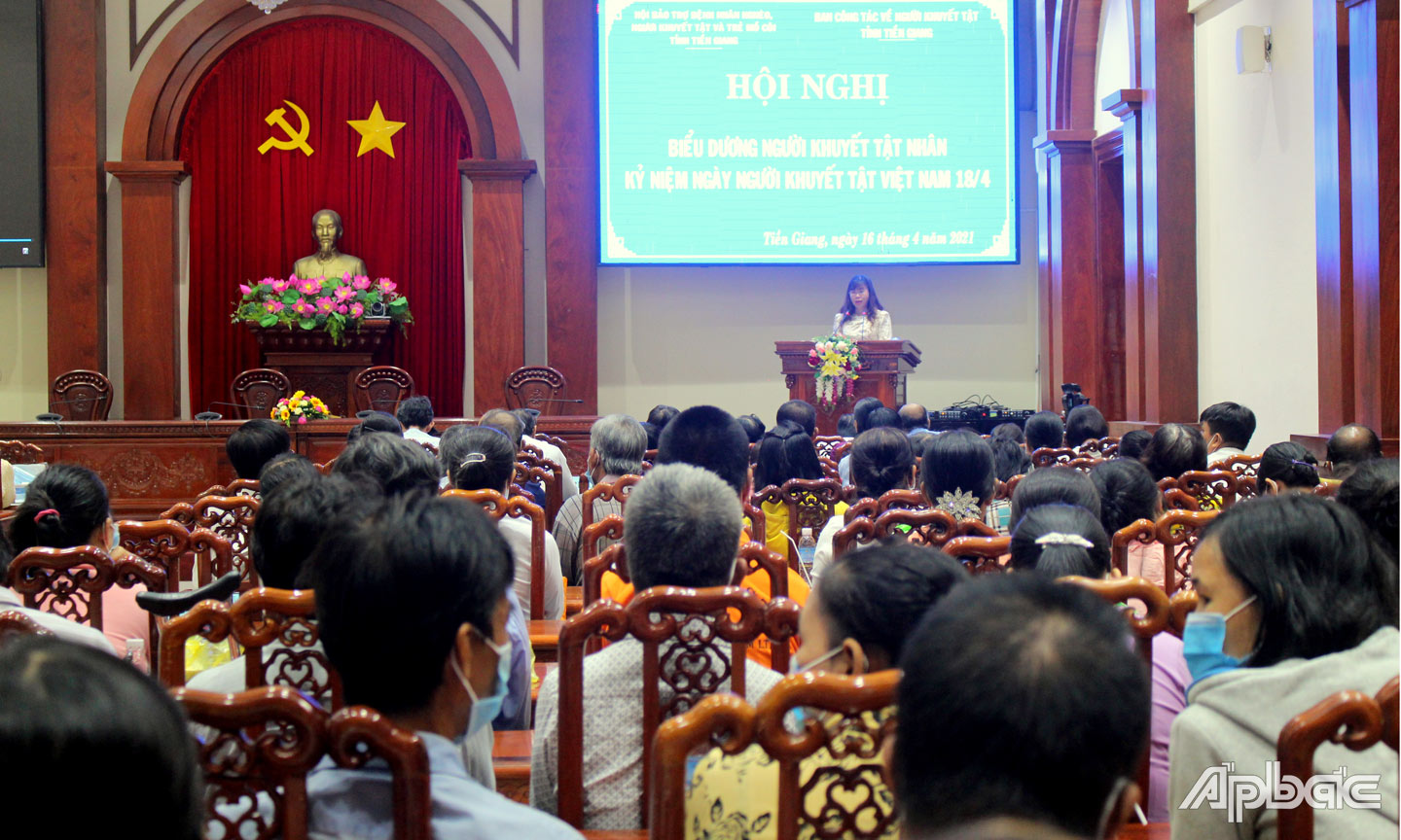 Quang cảnh tại hội nghị.