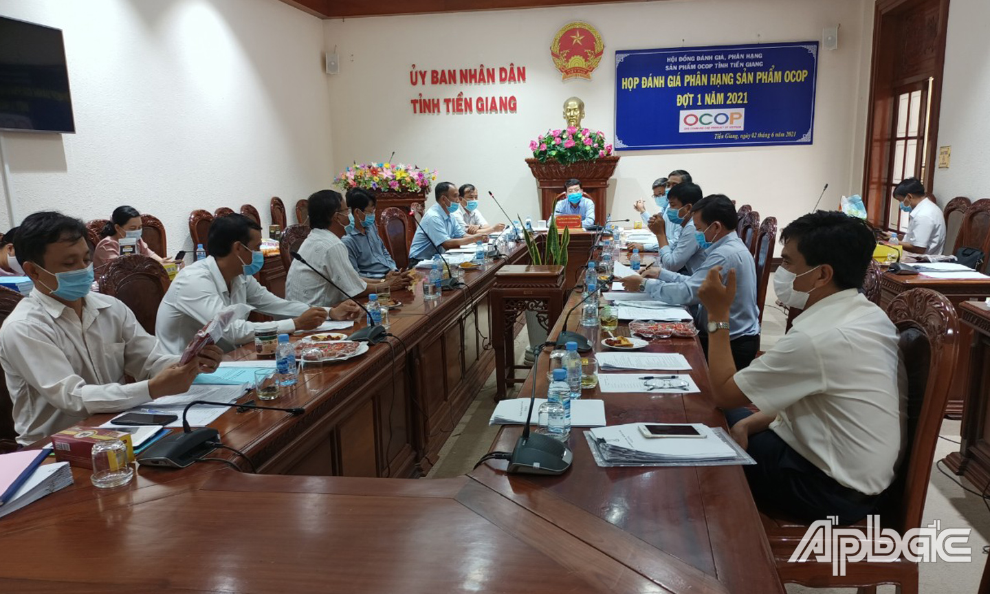Hội đồng đánh giá, phân hạng 