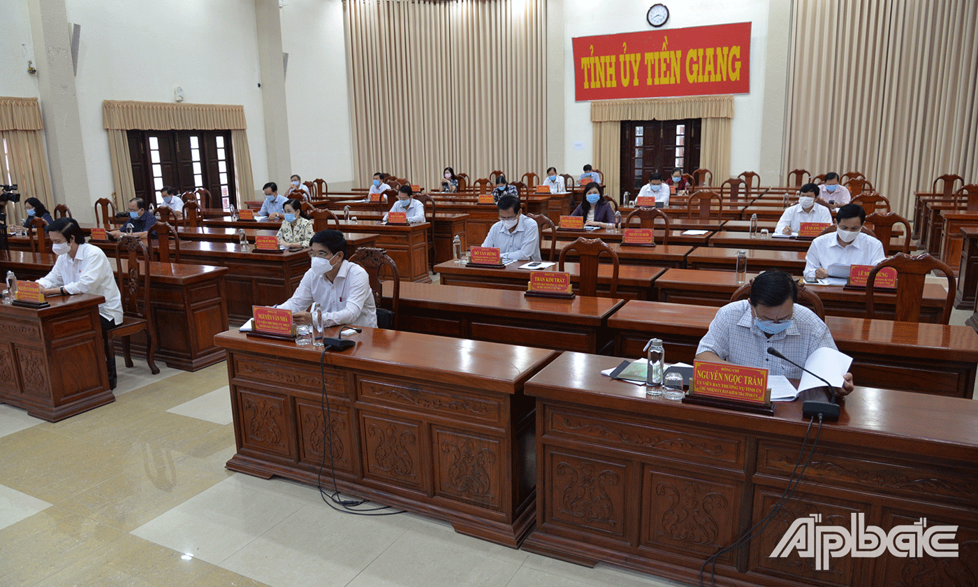 Tại điểm cầu Hội trưởng Tỉnh ủy Tiền Giang.