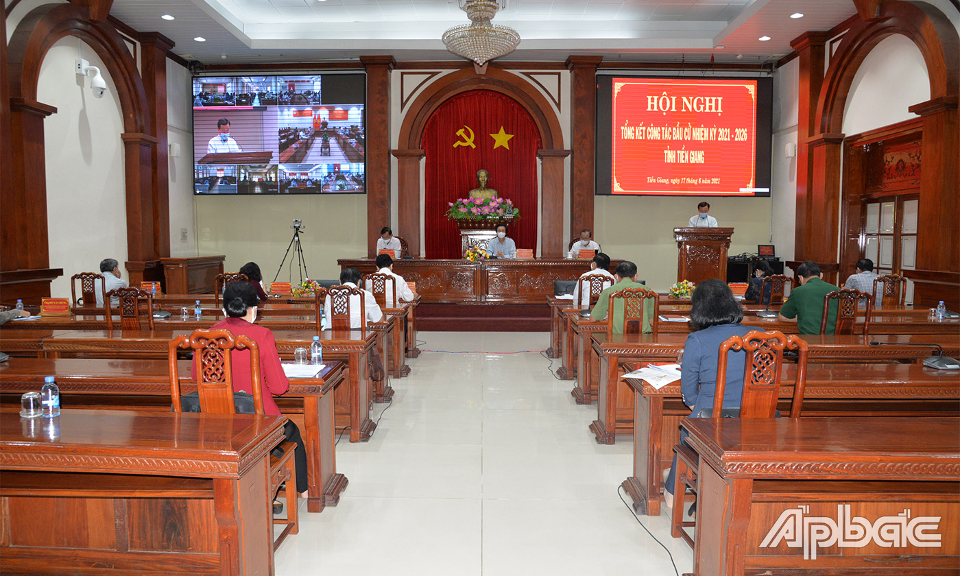 Quang cảnh hội nghị tại điểm 