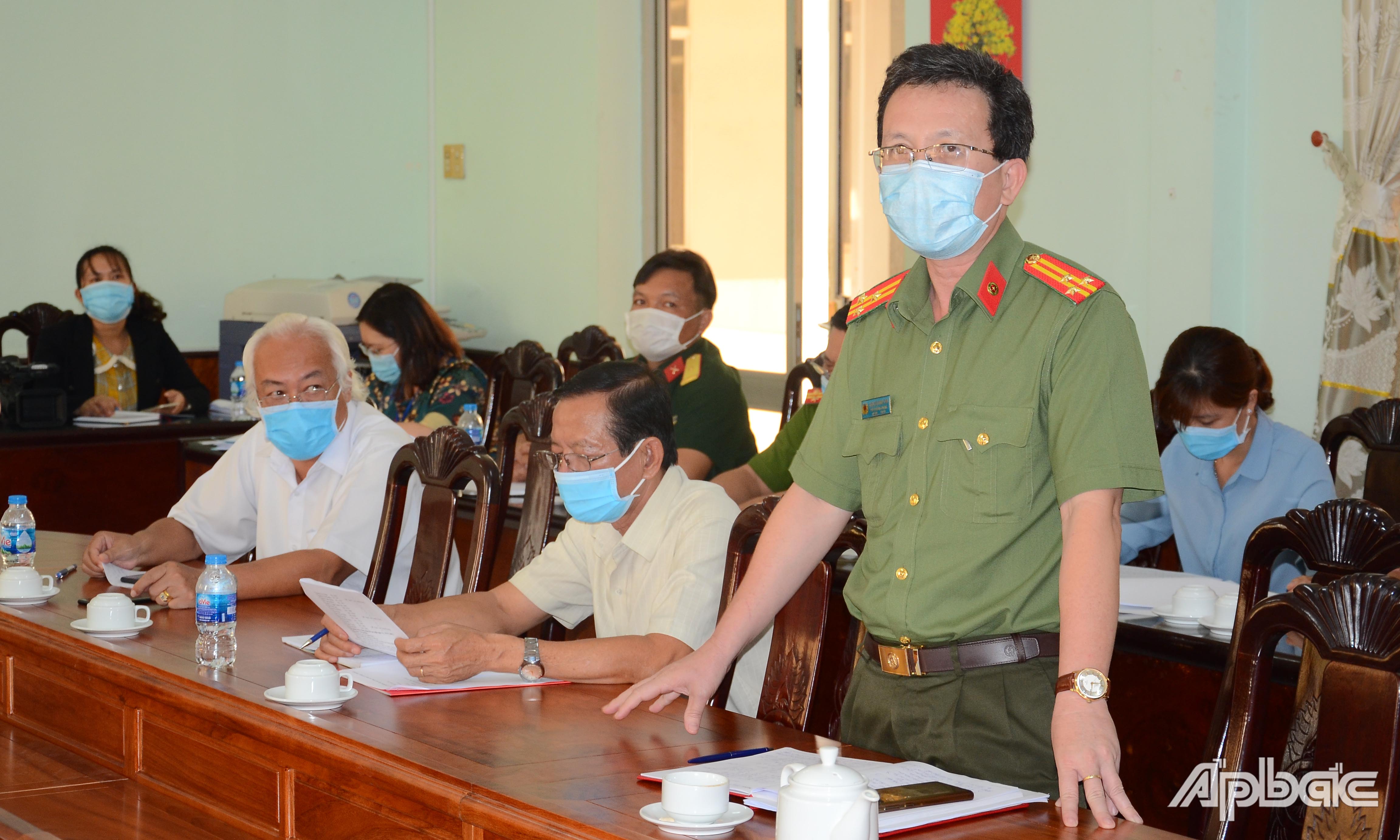 Đại diện Công an tỉnh phát biểu ý kiến.