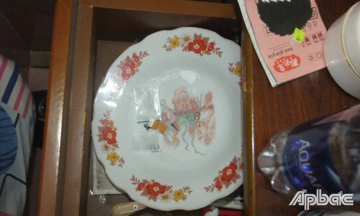 Tang vật thu giữ.
